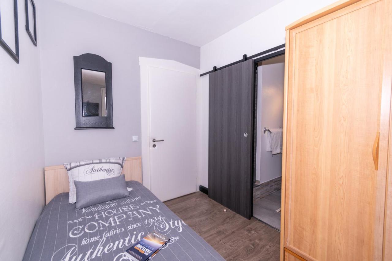 Private & Comfortable Apartments Puttelange-aux-Lacs Екстериор снимка