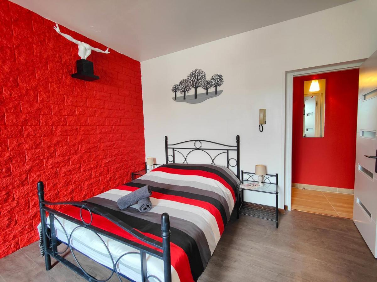 Private & Comfortable Apartments Puttelange-aux-Lacs Екстериор снимка