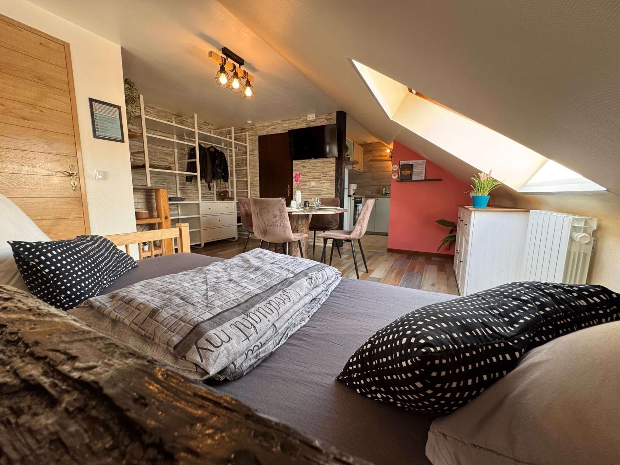 Private & Comfortable Apartments Puttelange-aux-Lacs Екстериор снимка