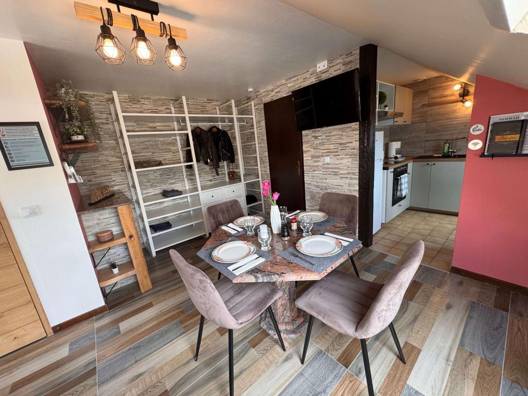 Private & Comfortable Apartments Puttelange-aux-Lacs Екстериор снимка